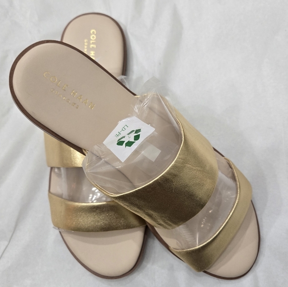 Cole Haan flat slip-on sandals SZ 8.5 - Picture 2 of 10